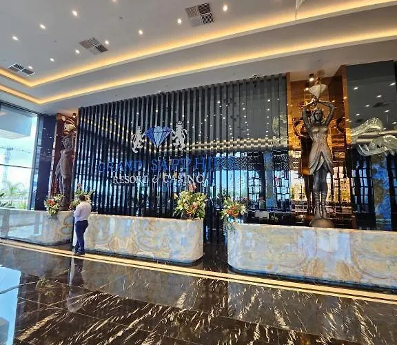 Luxurious At Grand Sapphire & Casino Perivolia tou Trikomou