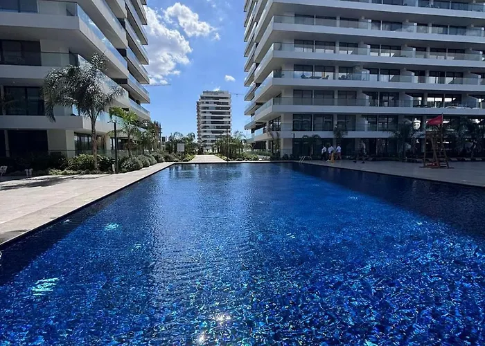 Luxurious At Grand Sapphire & Casino Perivolia tou Trikomou