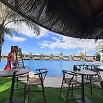 Luxurious At Grand Sapphire & Casino Apartment