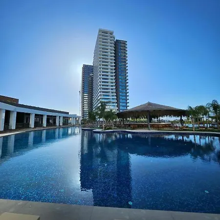 Luxurious Two-Bedroom Apartment B-Block At Grand Sapphire Resort