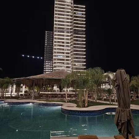 Apartment Luxurious Two-Bedroom Apartment B-Block At Grand Sapphire Resort