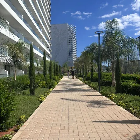 Luxurious At Grand Sapphire & Casino Appartement Perivolia tou Trikomou