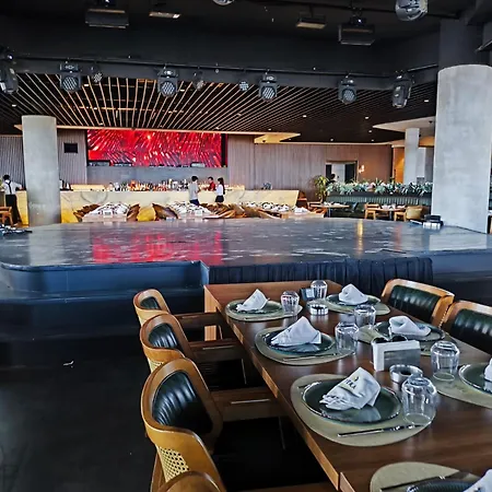 Luxurious At Grand Sapphire & Casino Апартаменты Perivolia tou Trikomou