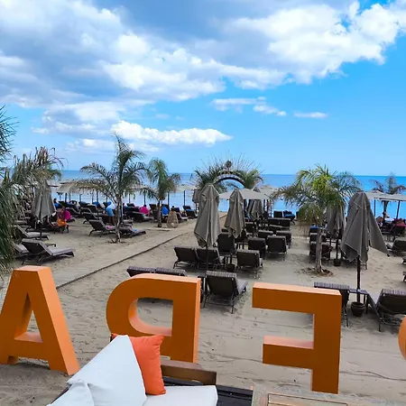 Luxurious At Grand Sapphire & Casino * Perivolia tou Trikomou