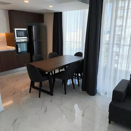 Luxurious At Grand Sapphire & Casino Perivolia tou Trikomou
