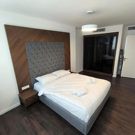 Luxurious At Grand Sapphire & Casino