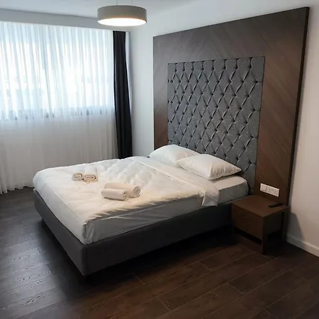 Apartment Luxurious At Grand Sapphire & Casino