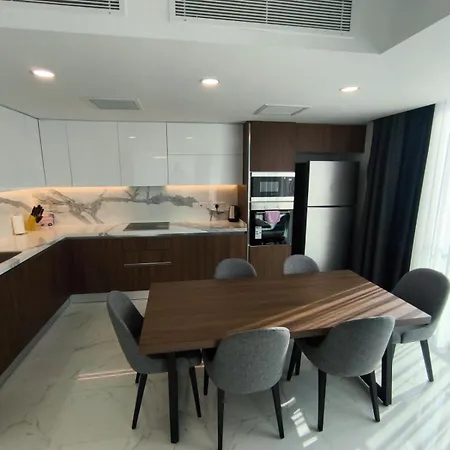 Apartment Luxurious At Grand Sapphire & Casino *