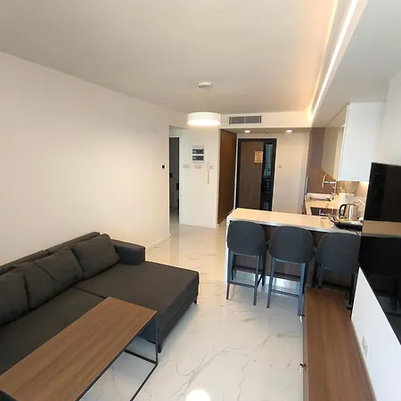 Apartment Luxurious At Grand Sapphire & Casino Perivolia tou Trikomou