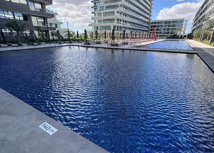 Luxurious At Grand Sapphire & Casino *