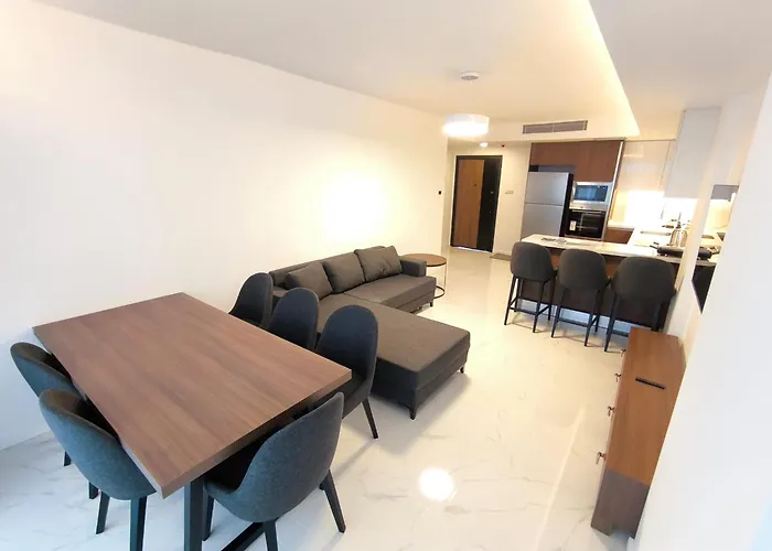 Luxurious At Grand Sapphire & Casino Apartmán Perivolia tou Trikomou